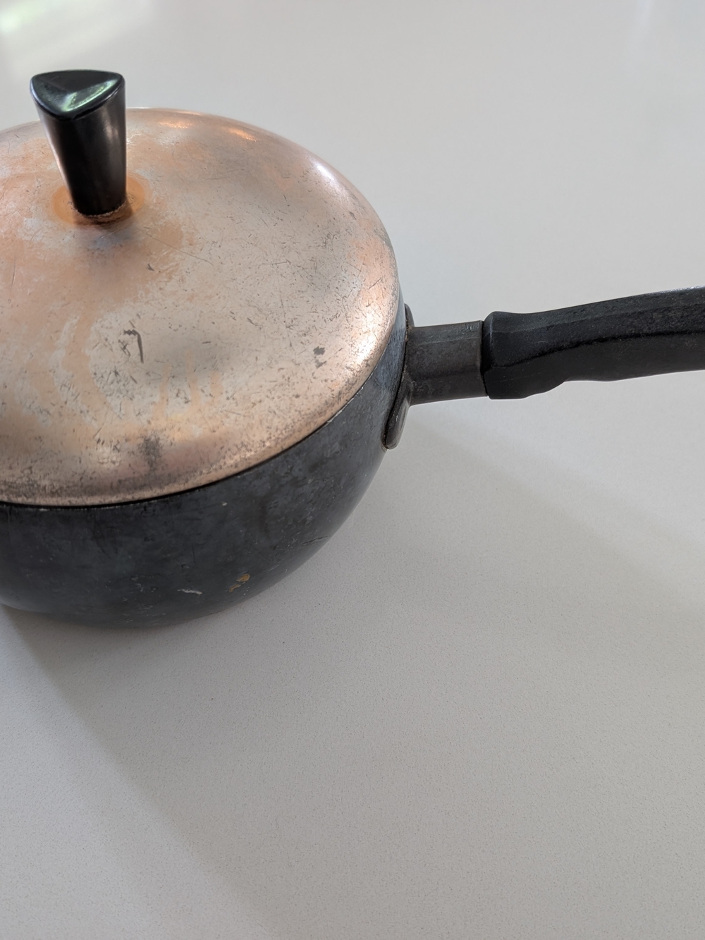 Vintage Wear-Ever Hallite 1.5 Qt Aluminum Saucepan Copper Lid No. 2101 1/2 MCM